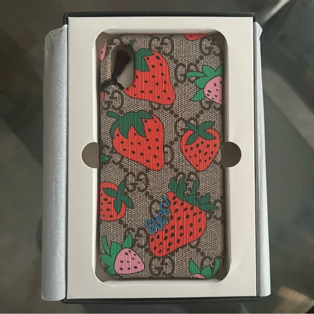 Gucci GG Supreme IPhone Case, Strawberry, New in Box, Retail $275
